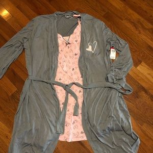 Night gown with robe